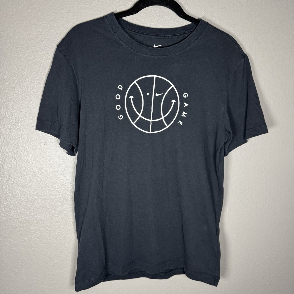 Nike Basketball Good Game Court Smile Face Shirt Size Small Black Graphic